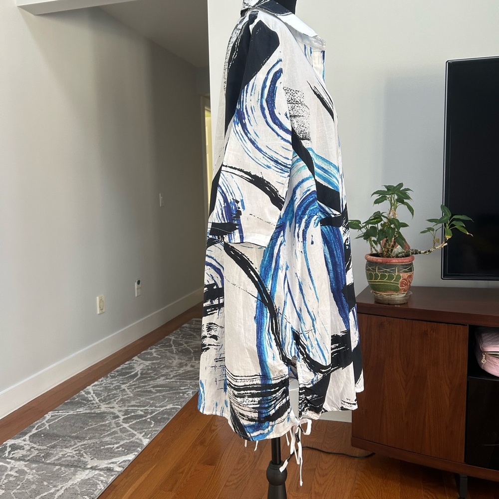 Abstract Print Button-Up Dress - Picture 2 of 9